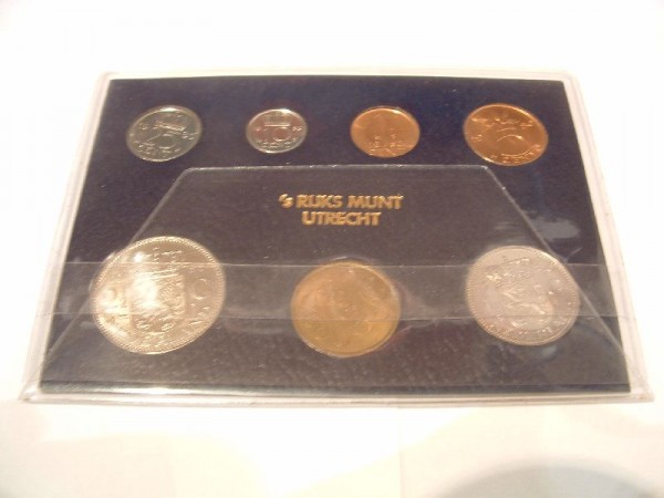 (afbeelding voor) Year set Netherland FDC 1980